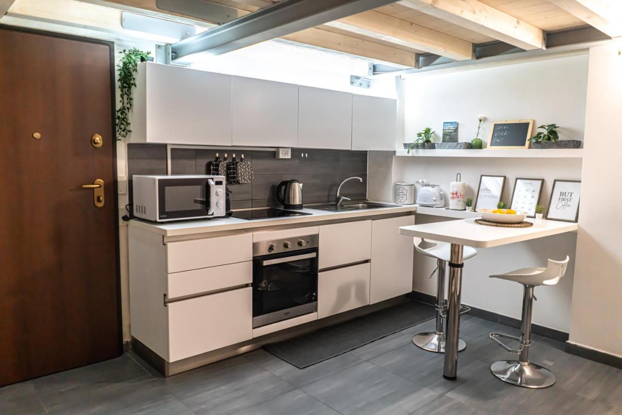 Charming Frescoed Loft Apartment Bologna Luaran gambar
