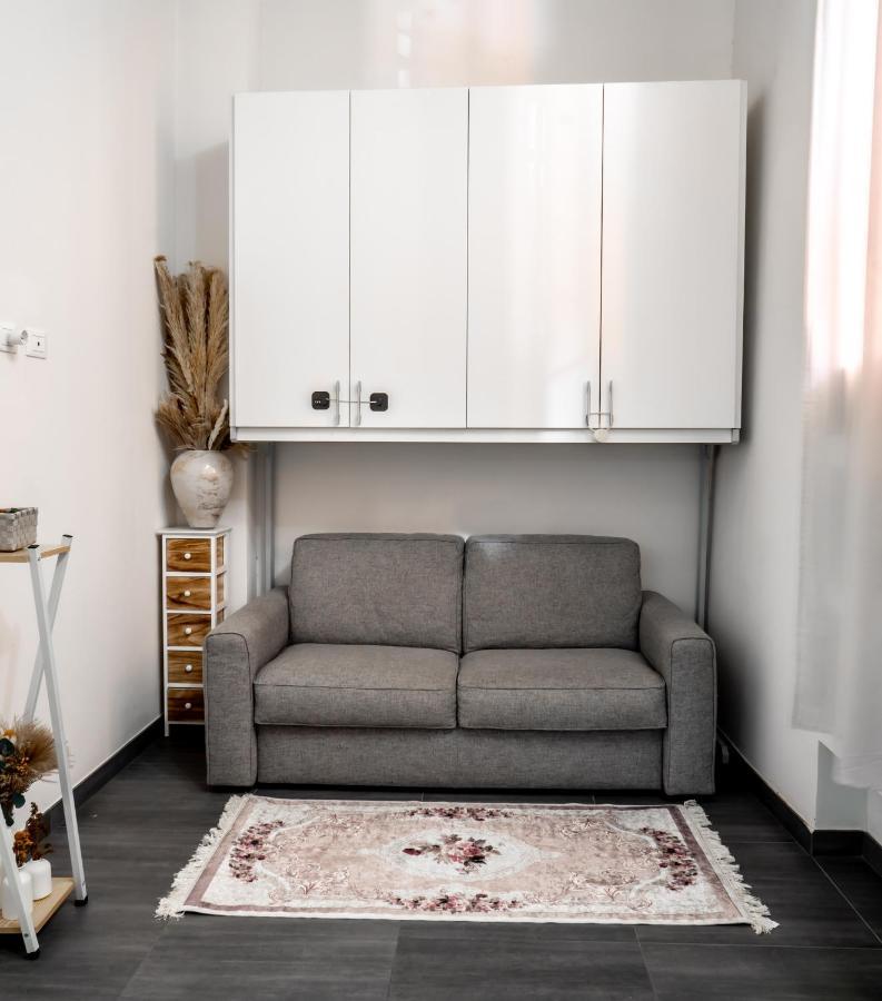 Charming Frescoed Loft Apartment Bologna Luaran gambar